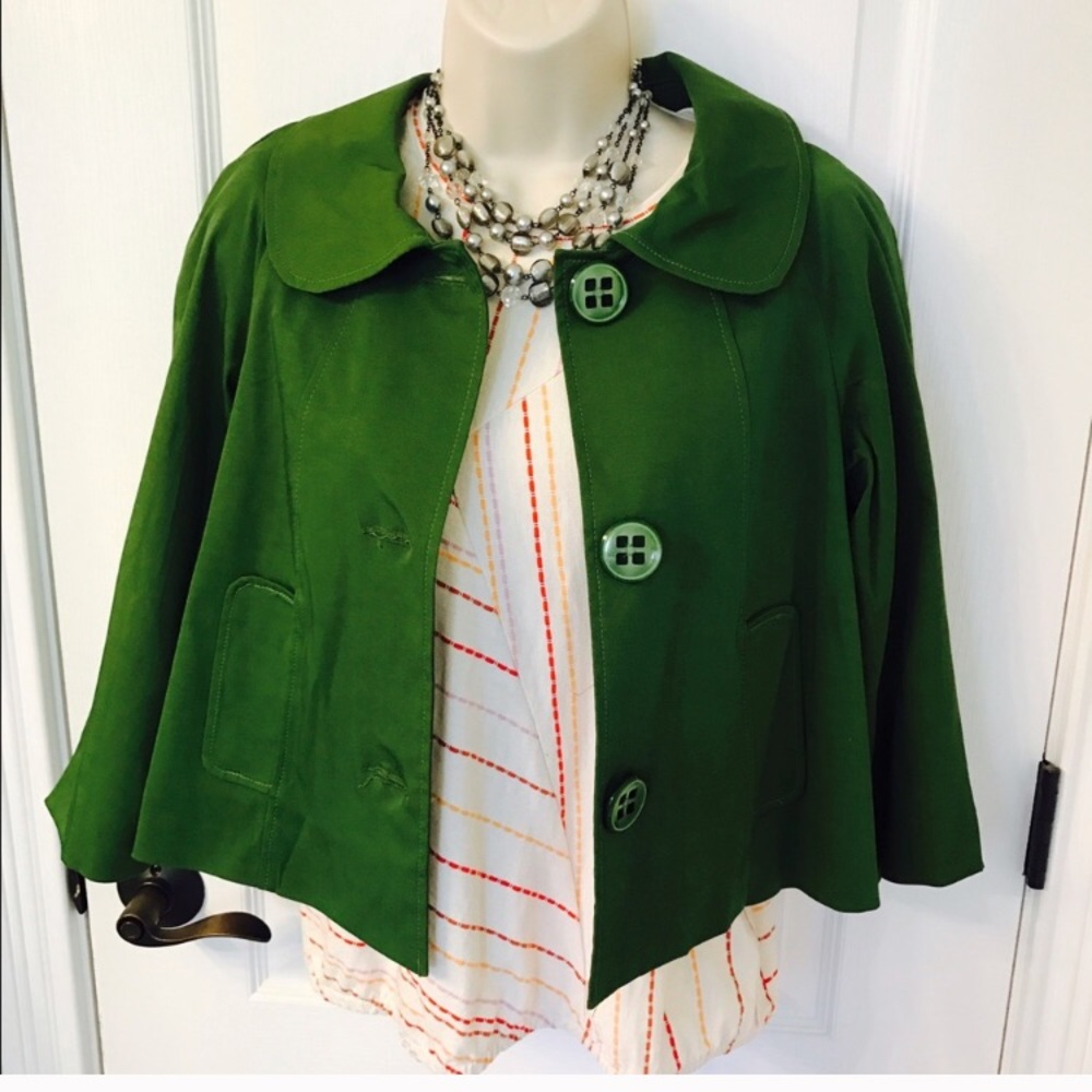 Vertigo Cropped Coat